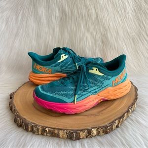HOKA speedgoat 5 sneakers